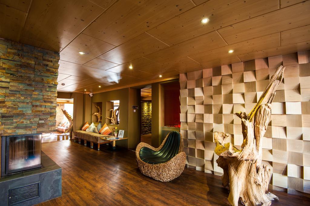 Living Max Hotel Zell am See Extérieur photo