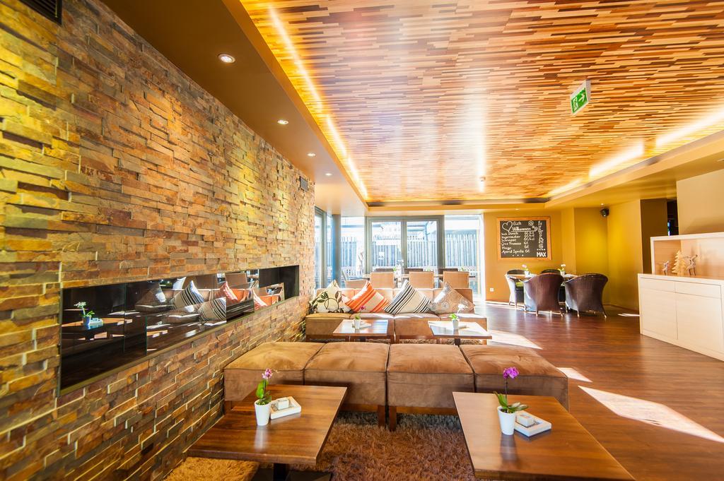 Living Max Hotel Zell am See Extérieur photo